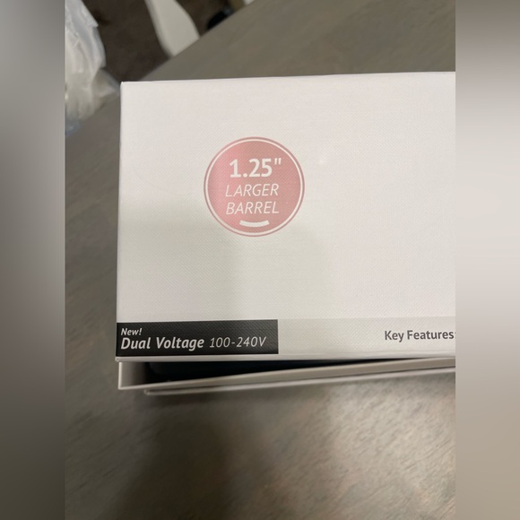 🏝️ • Beachwaver Pro | 1.25” 💕 Perfect Condition! - Picture 6 of 10